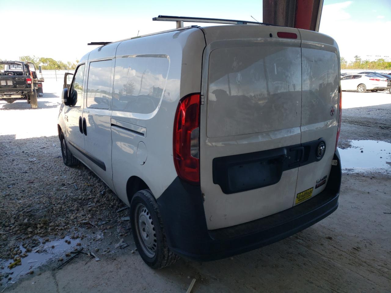 Photo 3 from auction – 2017 RAM PROMASTER with VIN ZFBERFAB6H6E68392