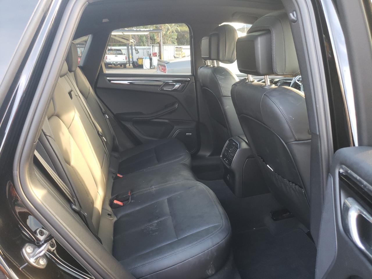 Photo 6 from auction – 2020 PORSCHE MACAN S with VIN WP1AB2A5XLLB37047