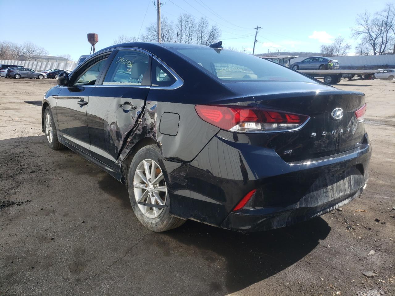 Photo 3 from auction – 2019 HYUNDAI SONATA SE with VIN 5NPE24AF1KH819633