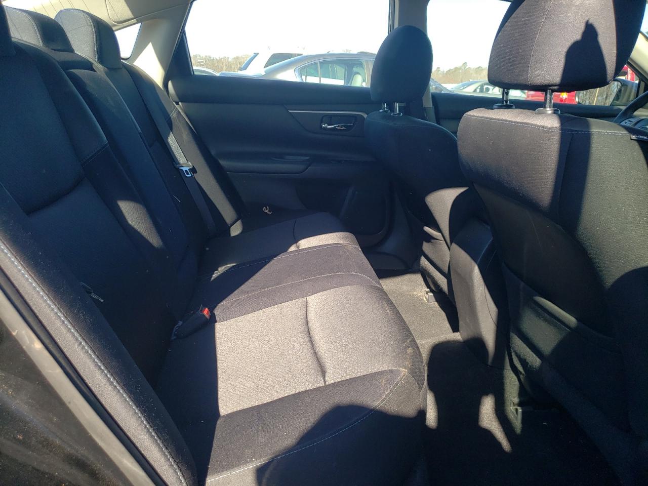 Photo 6 from auction – 2016 NISSAN ALTIMA 2.5 with VIN 1N4AL3AP5GC183631