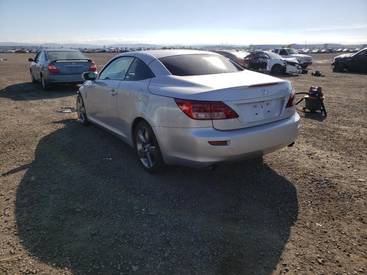Photo 3 from auction – 2011 LEXUS IS 250 with VIN JTHFF2C26B2518850
