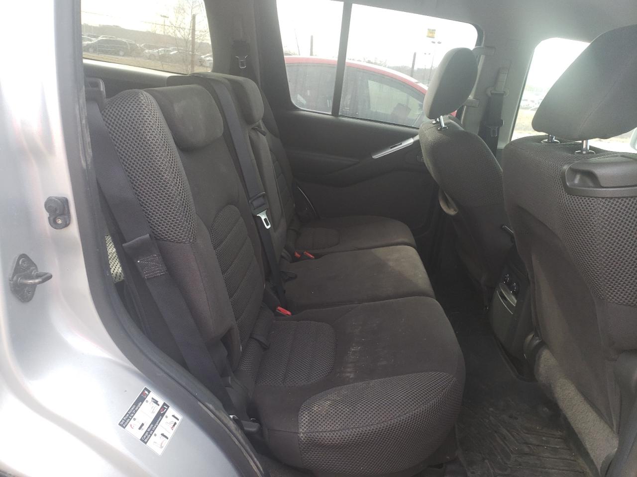 Photo 6 from auction – 2010 NISSAN PATHFINDER with VIN 5N1AR1NB2AC616921