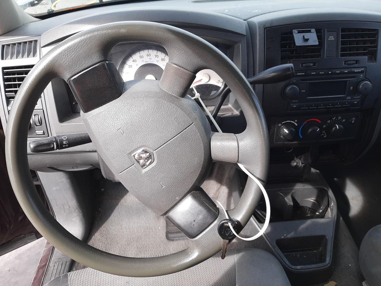 Photo 9 from auction – 2005 DODGE DAKOTA QUA with VIN 1D7HE28K55S277315