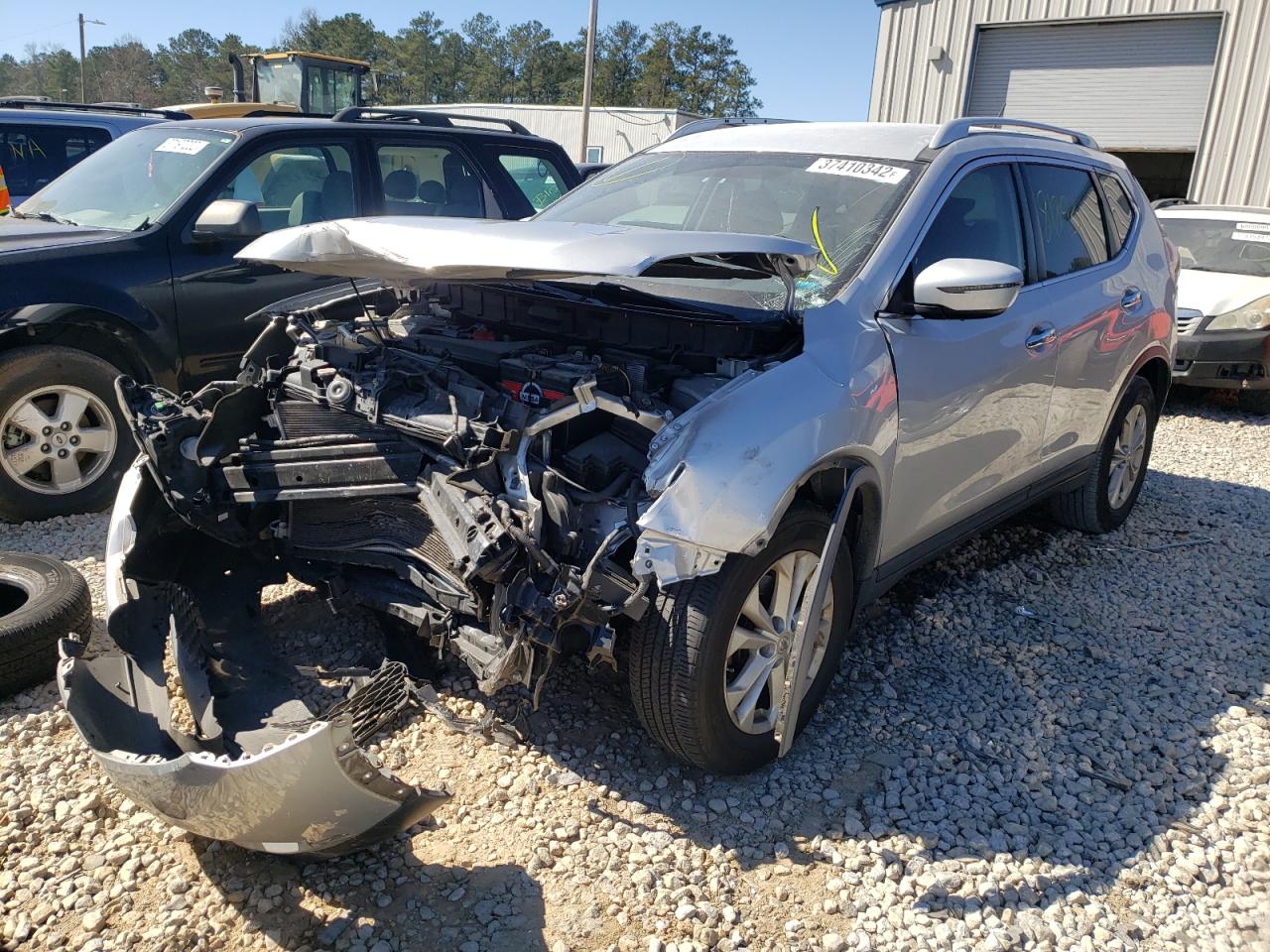 Photo 2 from auction – 2016 NISSAN ROGUE S with VIN KNMAT2MT4GP640855
