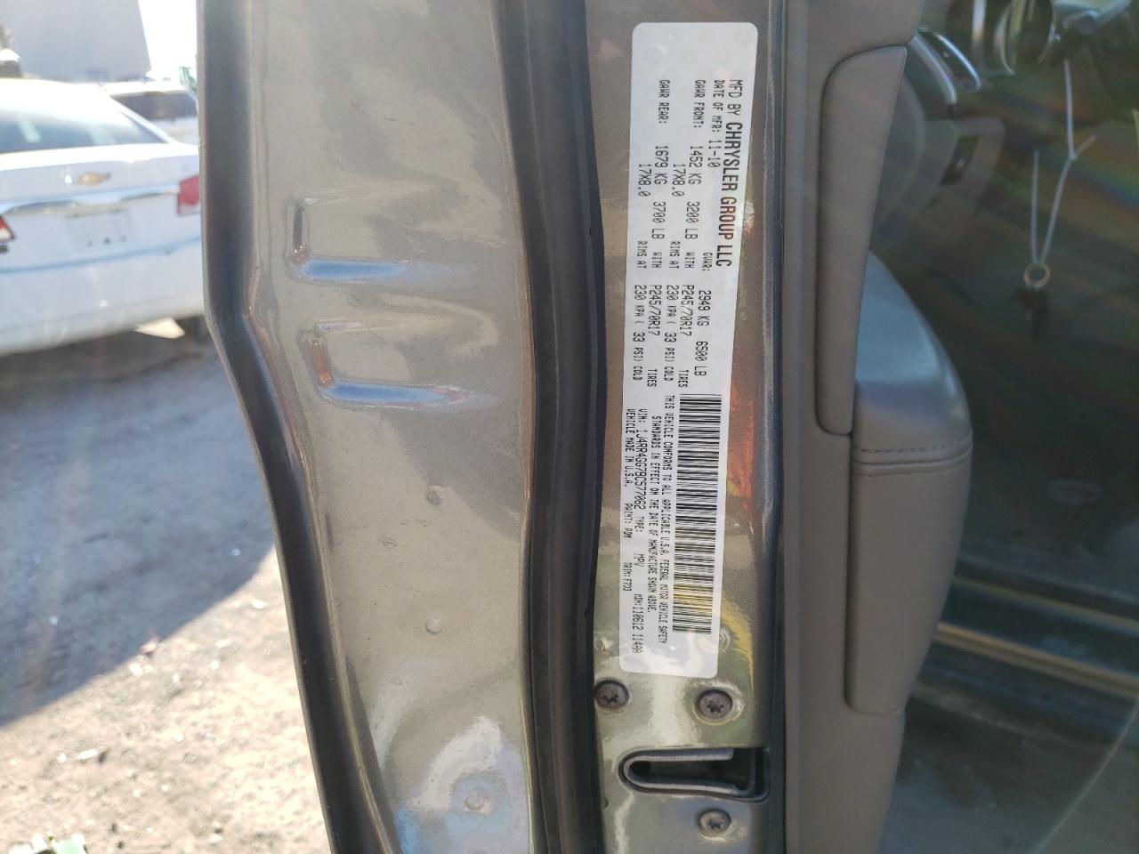 Photo 10 from auction – 2011 JEEP GRAND CHER with VIN 1J4RR4GG7BC577062