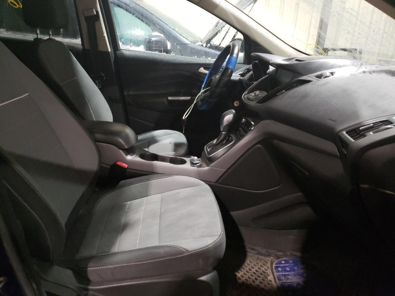 Photo 5 from auction – 2013 FORD ESCAPE SE with VIN 1FMCU9G94DUD44273