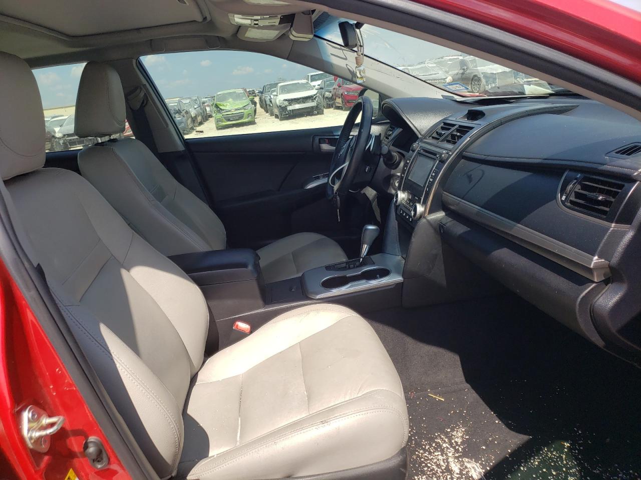 Photo 5 from auction – 2014 TOYOTA CAMRY L with VIN 4T1BF1FKXEU778615