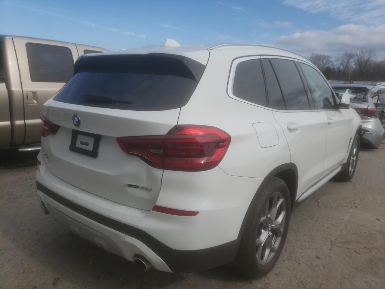 Photo 4 from auction – 2021 BMW X3 XDRIVE3 with VIN 5UXTY5C01M9E93088