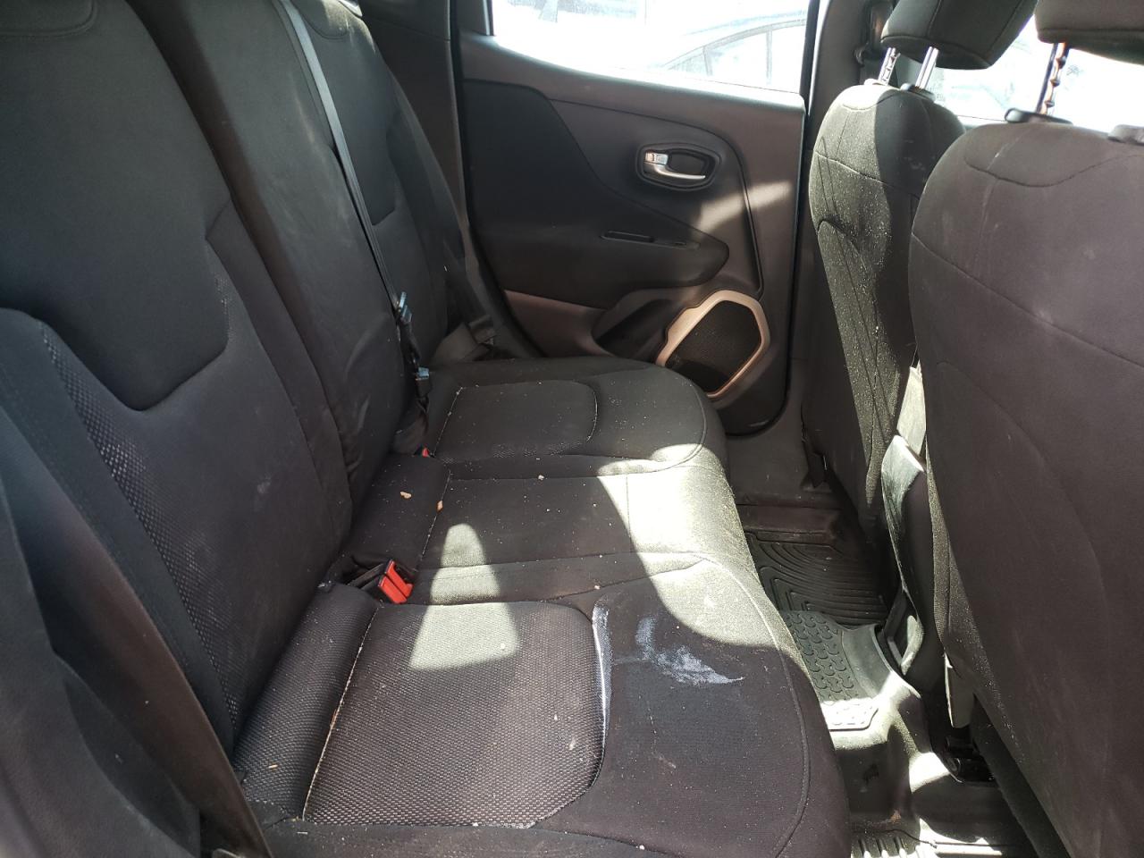 Photo 6 from auction – 2016 JEEP RENEGADE S with VIN ZACCJAAW5GPD57391