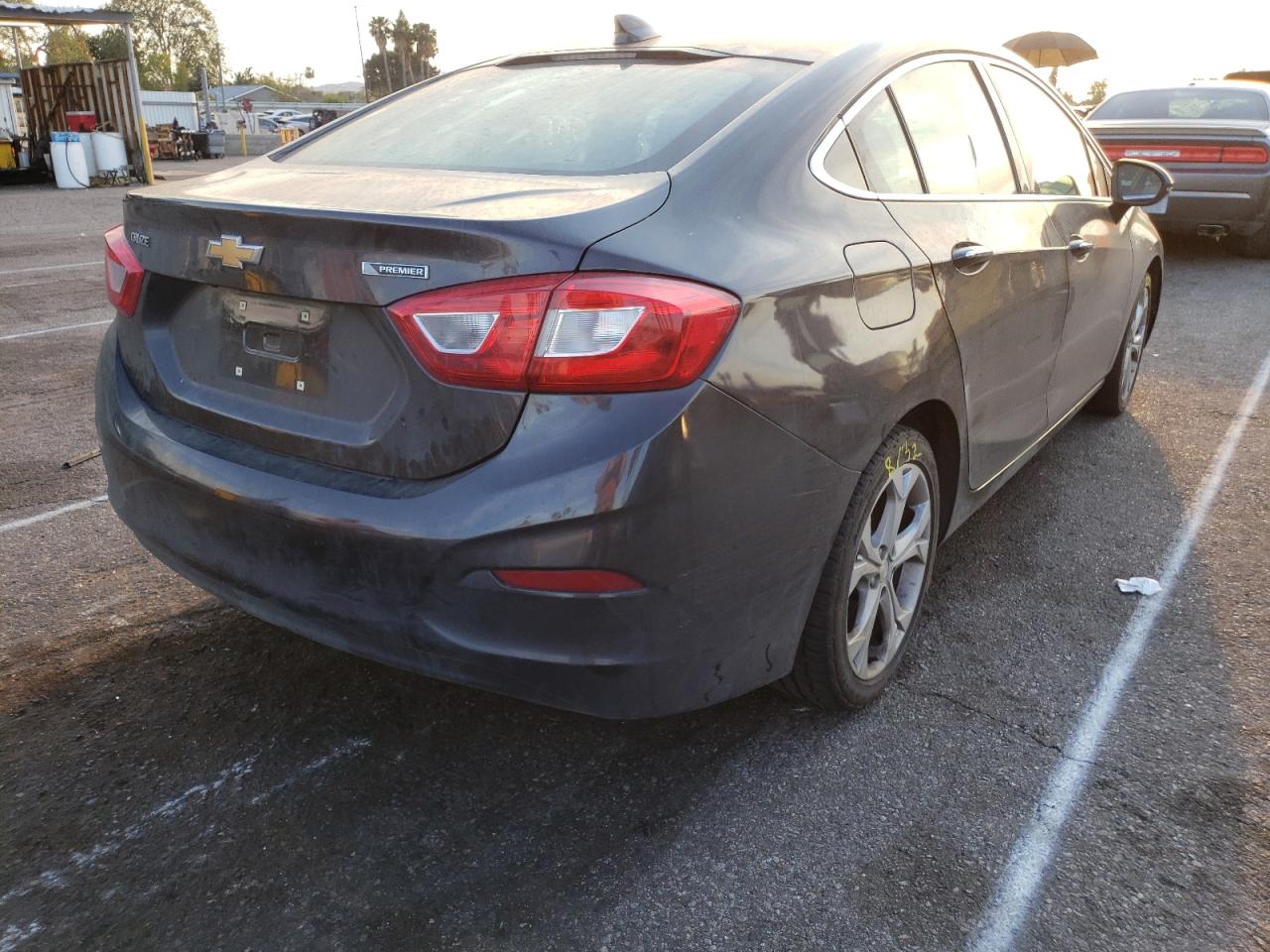 Photo 4 from auction – 2017 CHEVROLET CRUZE PREM with VIN 1G1BF5SM7H7246785