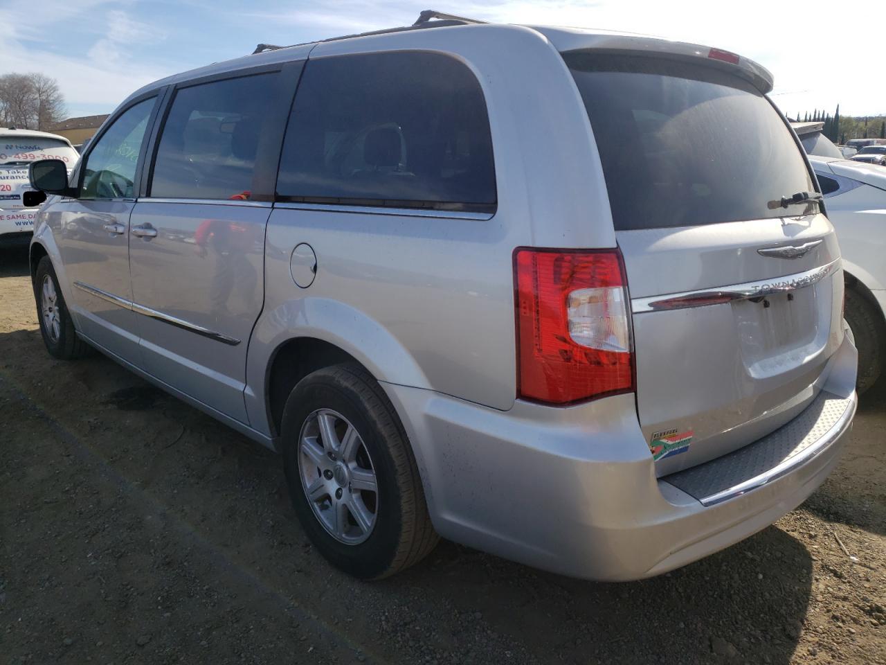 Photo 3 from auction – 2012 CHRYSLER TOWN & COU with VIN 2C4RC1BG6CR318987