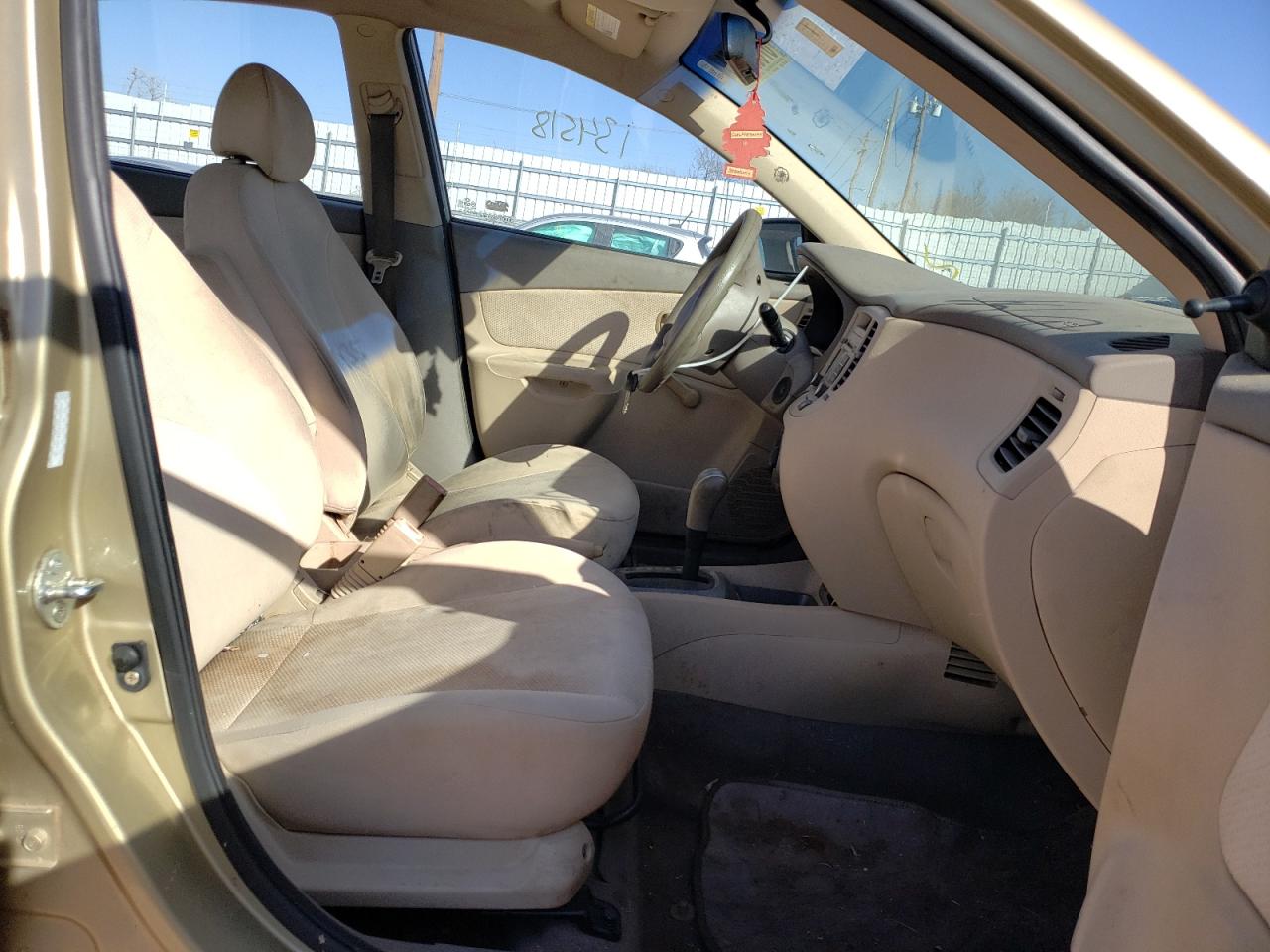 Photo 5 from auction – 2009 KIA RIO BASE with VIN KNADE223796459135