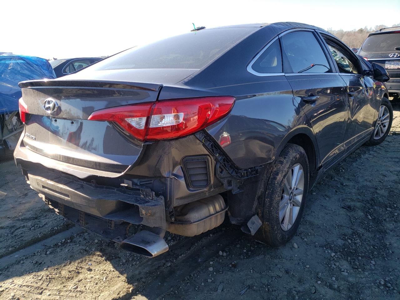 Photo 4 from auction – 2016 HYUNDAI SONATA SE with VIN 5NPE24AF8GH426929