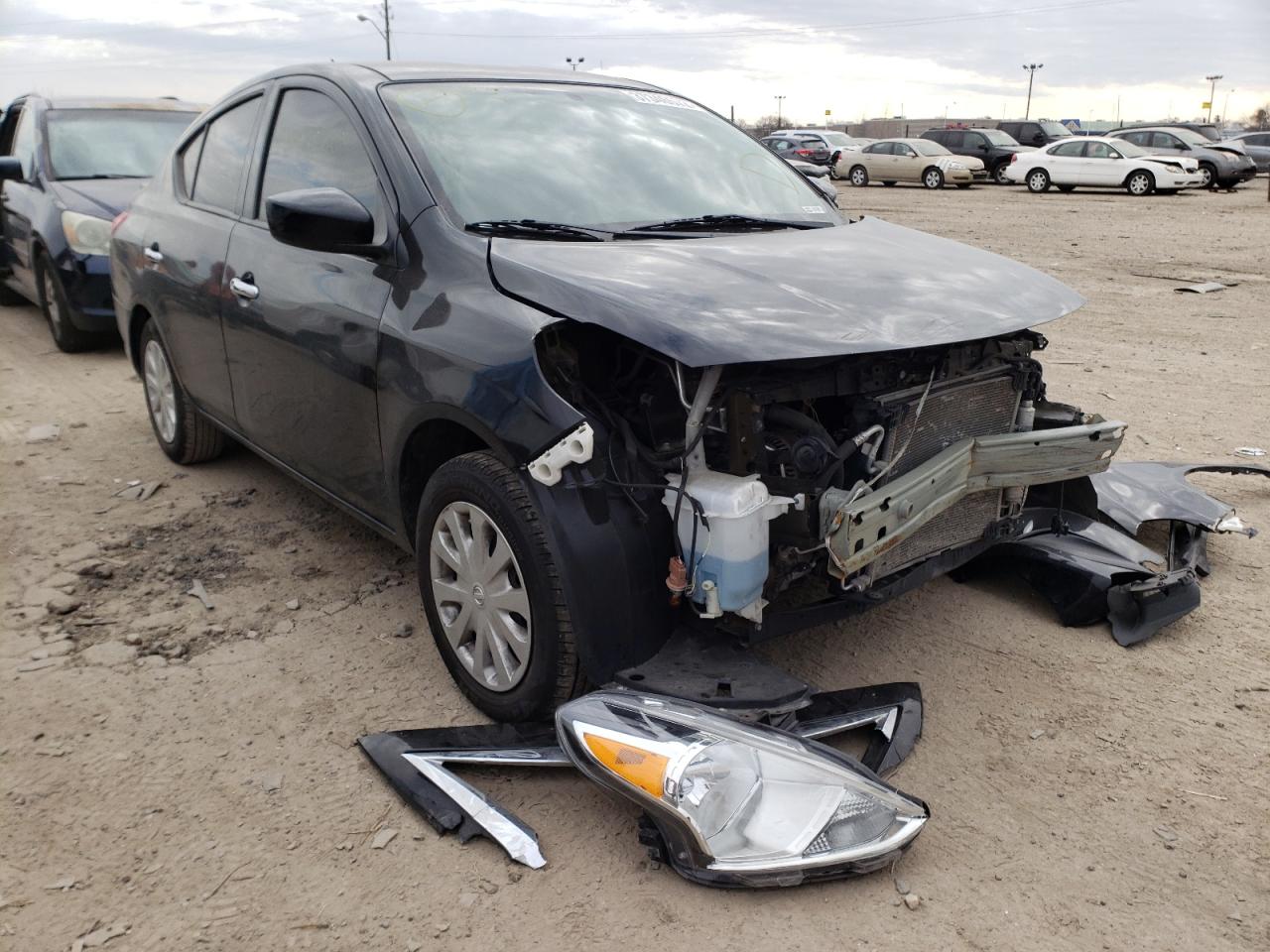 NISSAN VERSA S 2019 with VIN 3N1CN7AP7KL878844 - Photo from auction