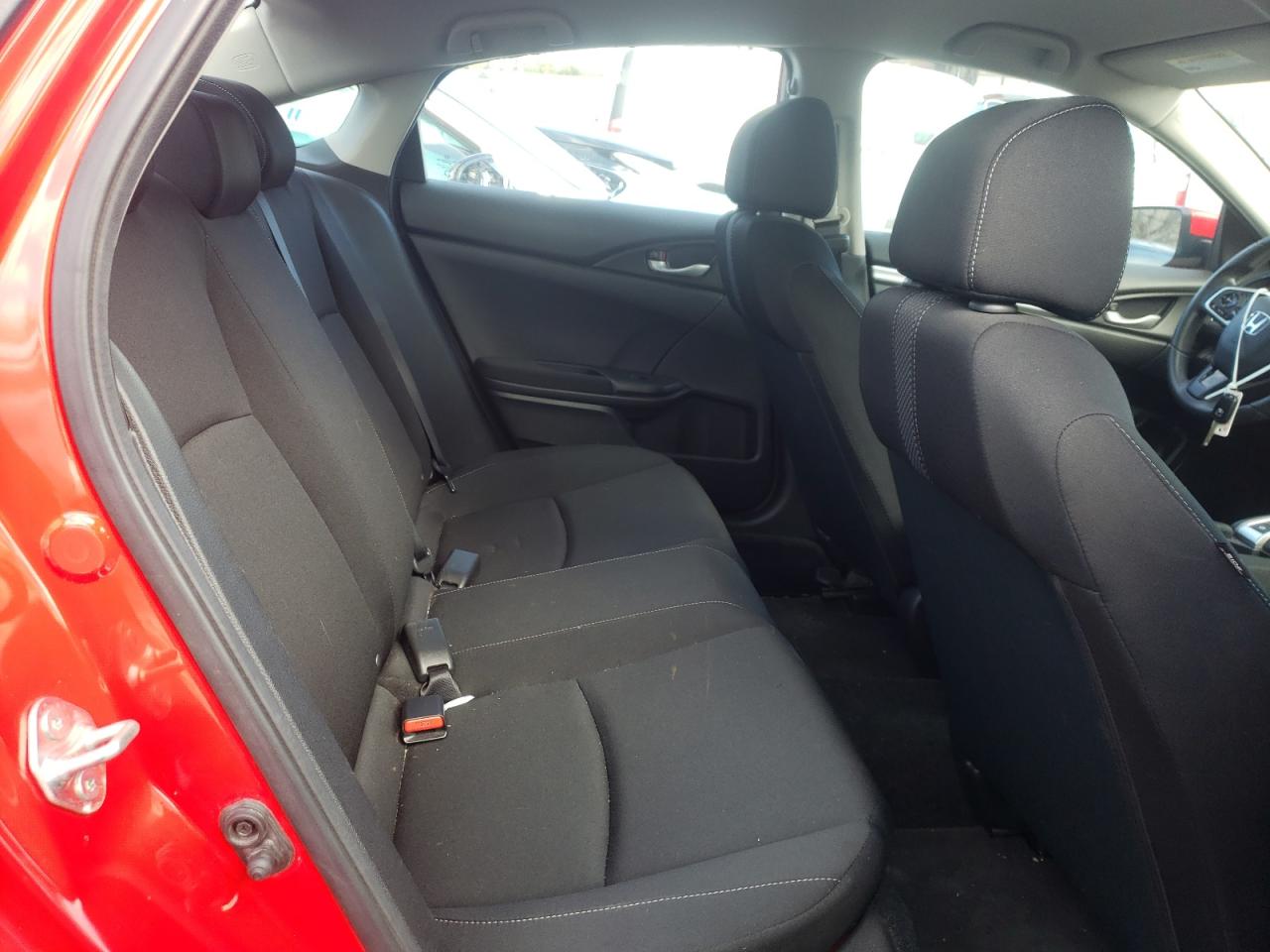 Photo 6 from auction – 2019 HONDA CIVIC LX with VIN 2HGFC2F68KH577965