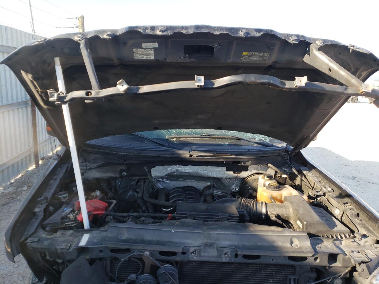 Photo 7 from auction – 2012 FORD F150 SUPER with VIN 1FTFW1CF9CKE05314