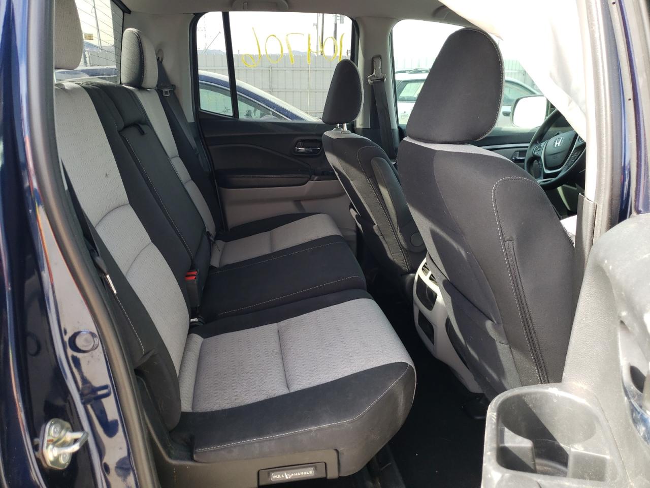 Photo 6 from auction – 2017 HONDA RIDGELINE with VIN 5FPYK3F49HB022978