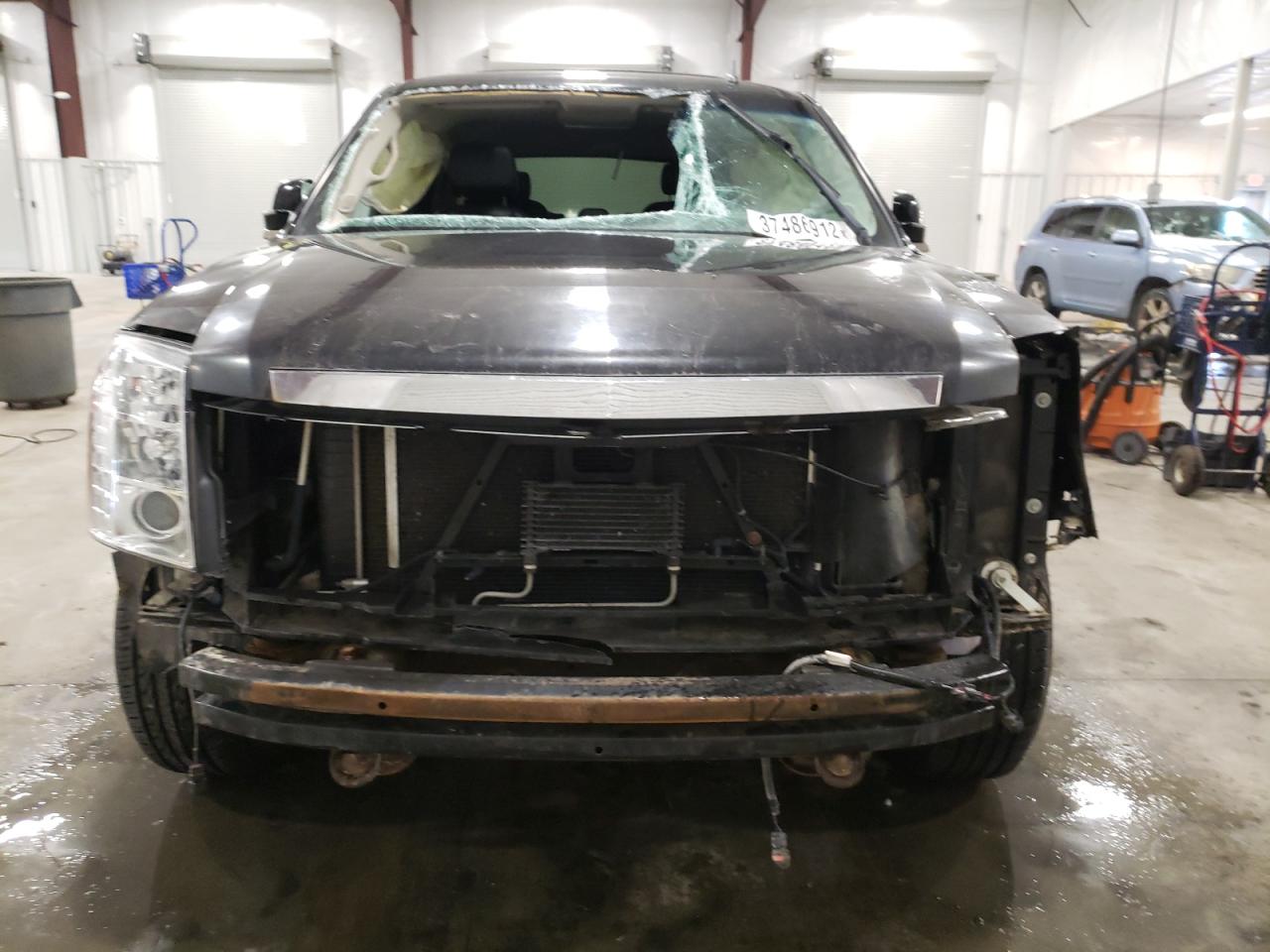 Photo 9 from auction – 2008 CADILLAC ESCALADE L with VIN 1GYFK63828R231735