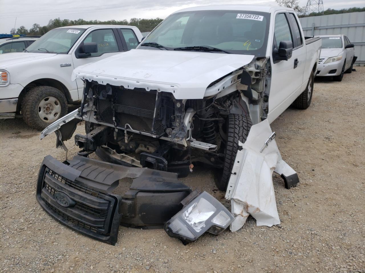 Photo 2 from auction – 2013 FORD F150 SUPER with VIN 1FTFX1EF6DFB61528