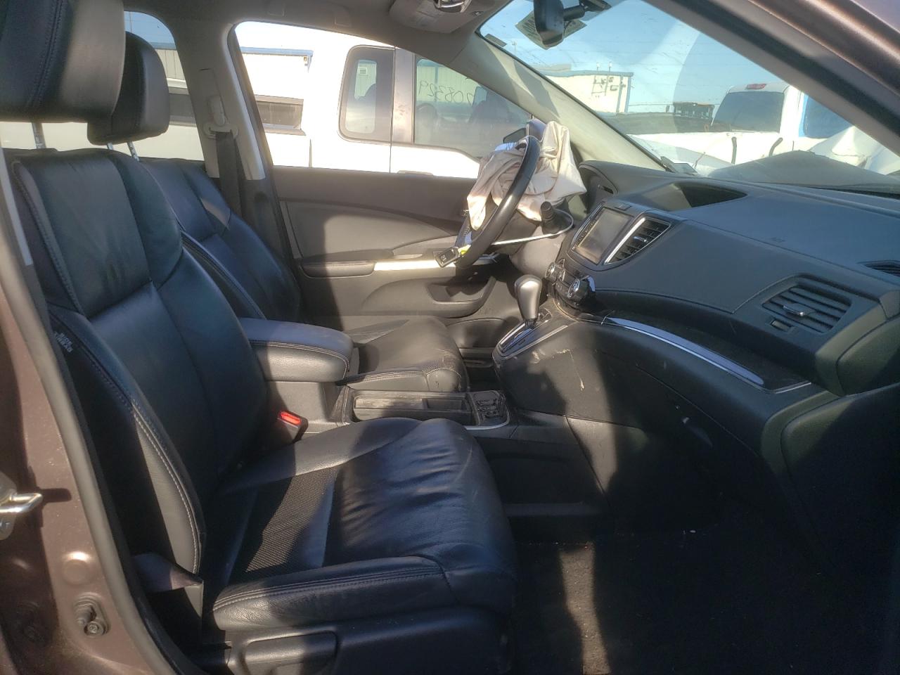 Photo 5 from auction – 2015 HONDA CR-V EXL with VIN 2HKRM3H71FH508584