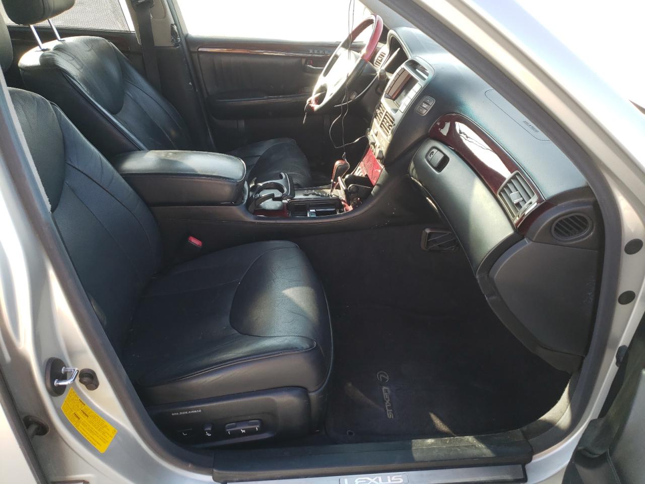 Photo 5 from auction – 2003 LEXUS LS 430 with VIN JTHBN30F130102488
