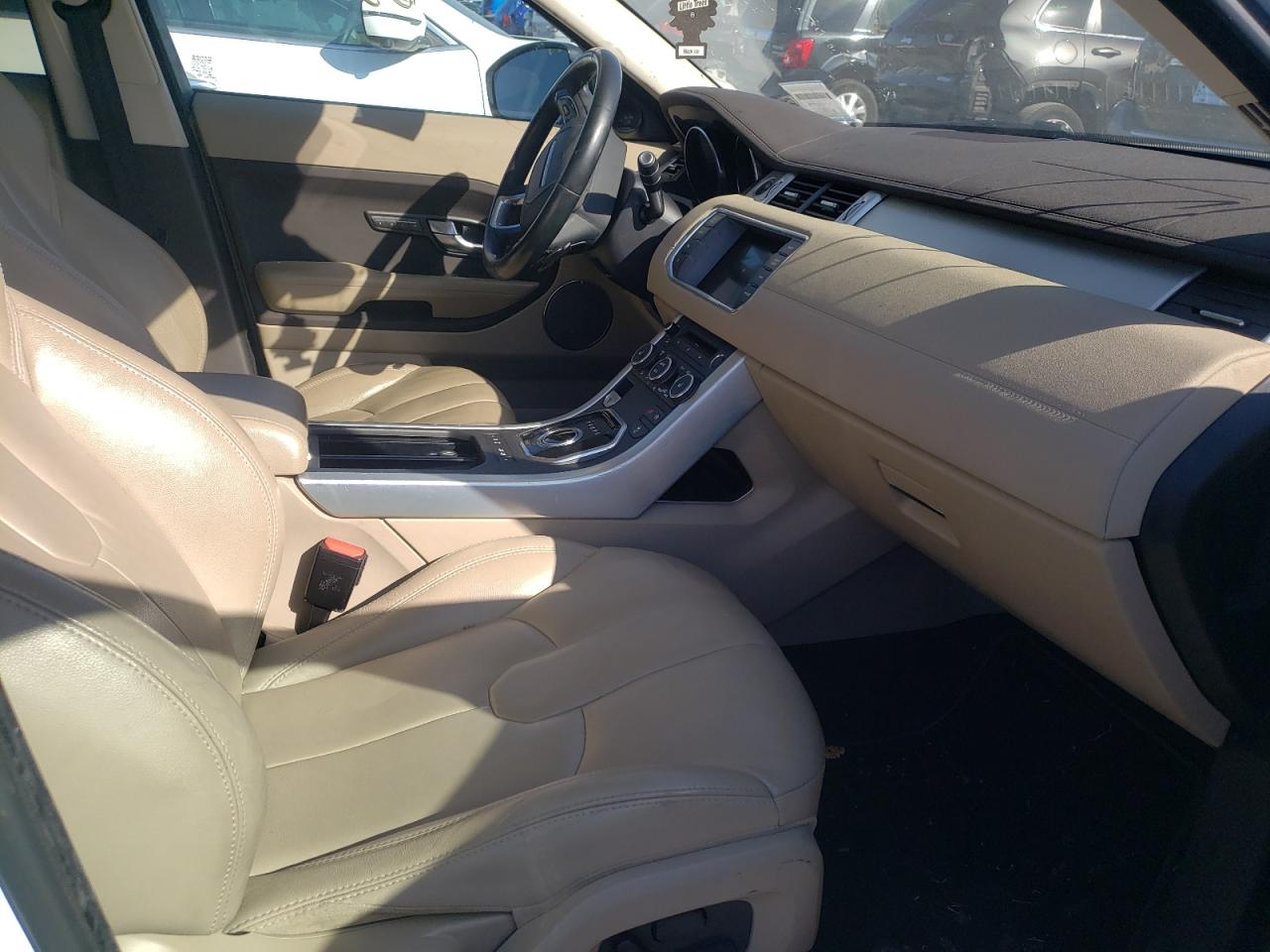 Photo 5 from auction – 2015 LAND ROVER RANGE ROVE with VIN SALVP2BG5FH046546