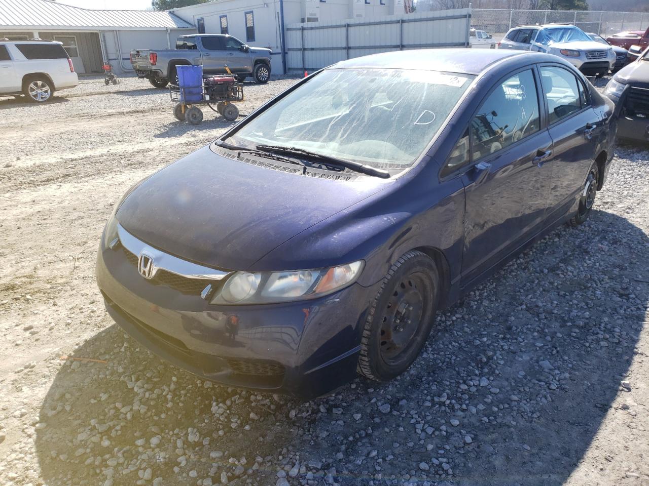 Photo 2 from auction – 2010 HONDA CIVIC LX with VIN 2HGFA1F50AH587962