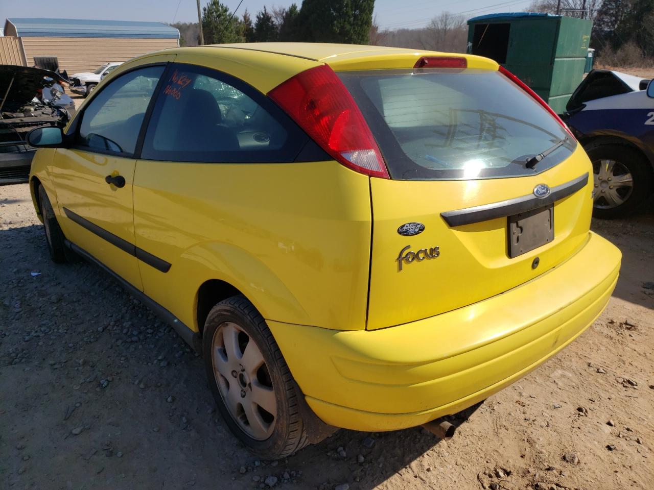 Photo 3 from auction – 2001 FORD FOCUS ZX3 with VIN 3FAFP31301R248434