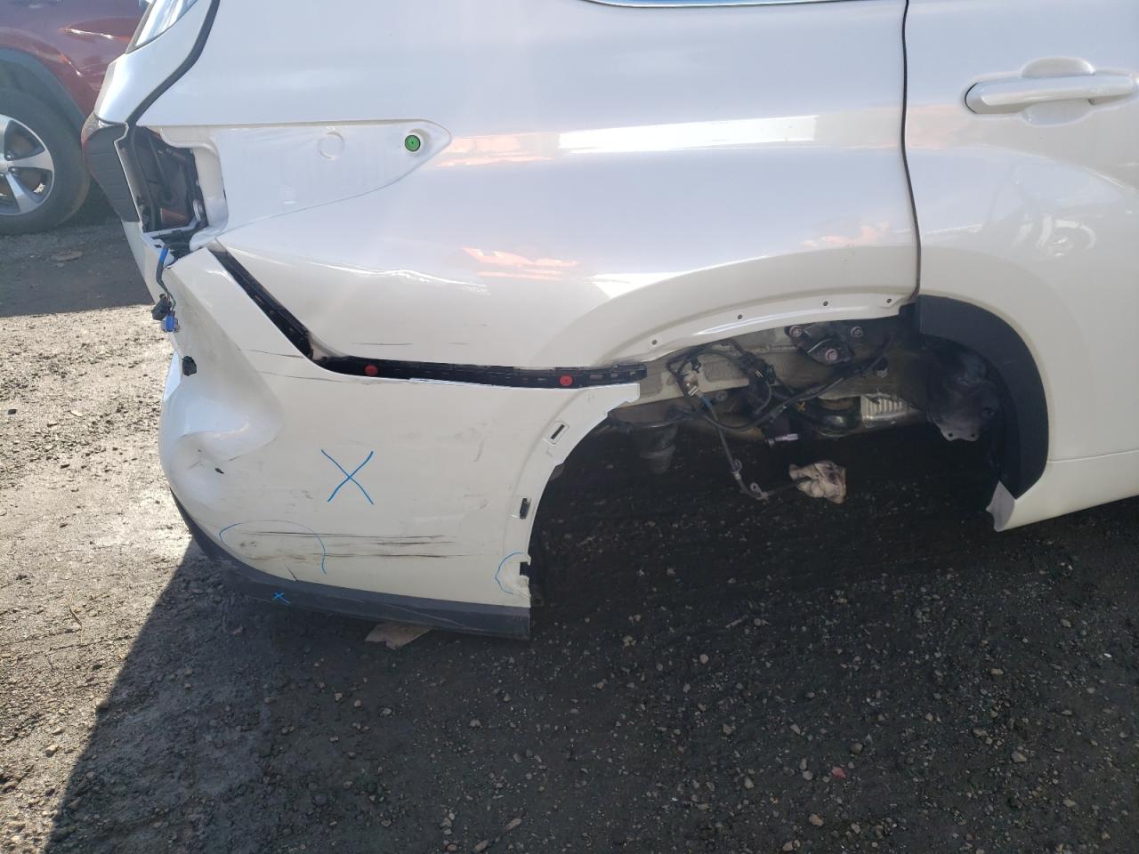 Zdjęcie 9 z aukcji – 2021 TOYOTA HIGHLANDER z VIN 5TDGZRBH2MS540271