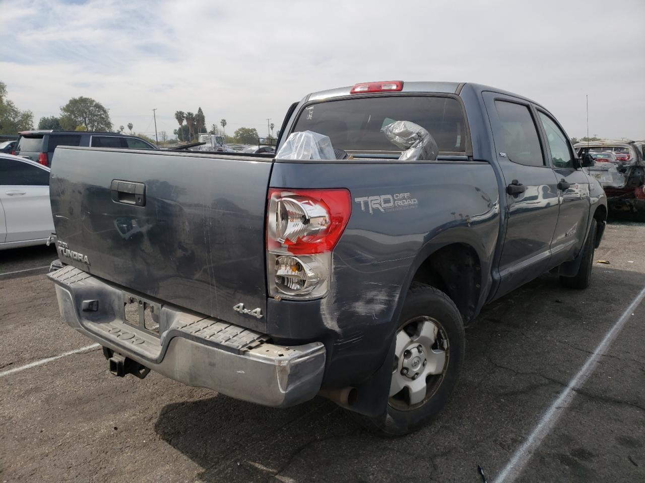Photo 4 from auction – 2008 TOYOTA TUNDRA CRE with VIN 5TFDV54188X080394