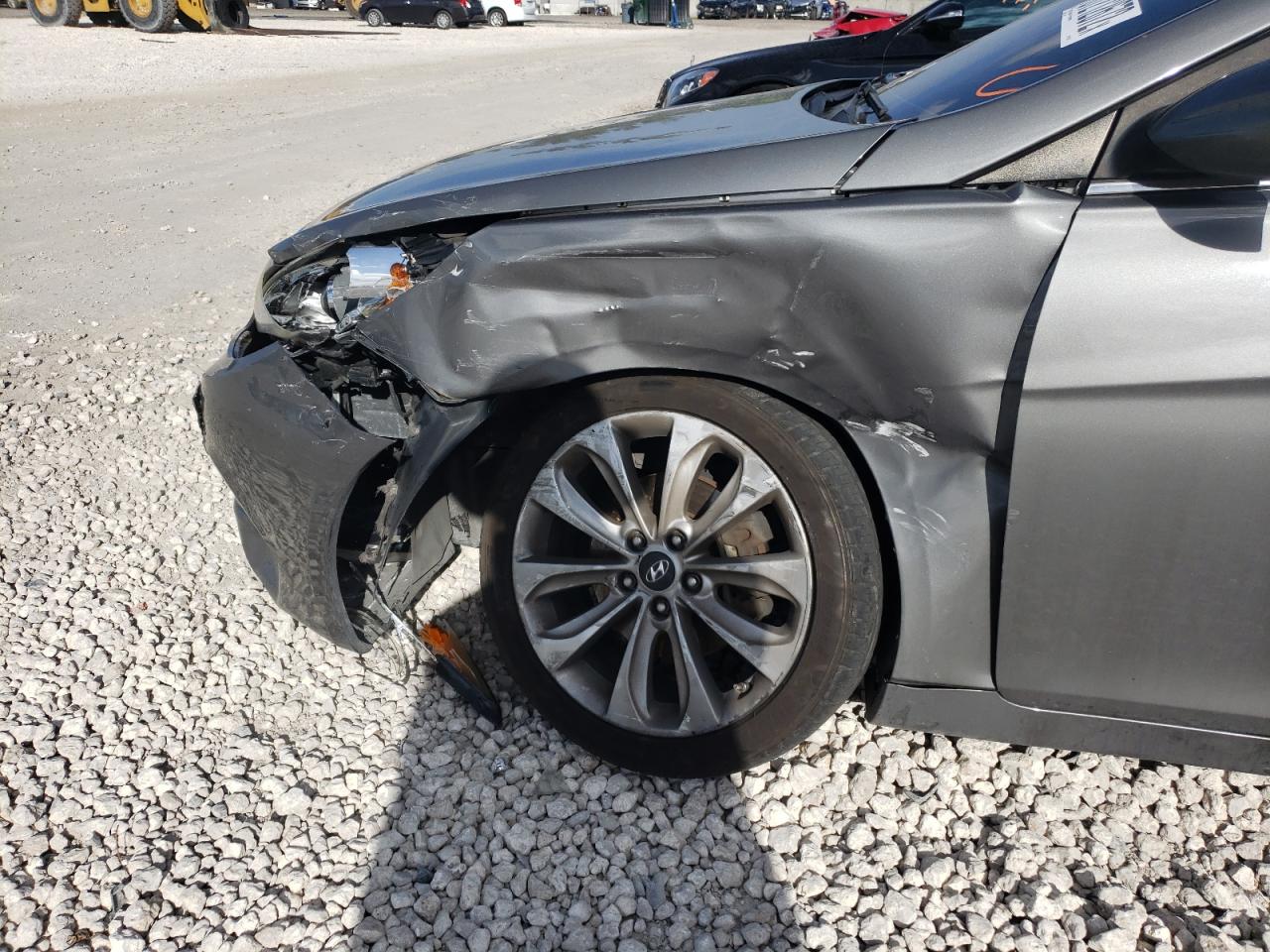 Photo 9 from auction – 2013 HYUNDAI SONATA SE with VIN 5NPEC4AC3DH721936