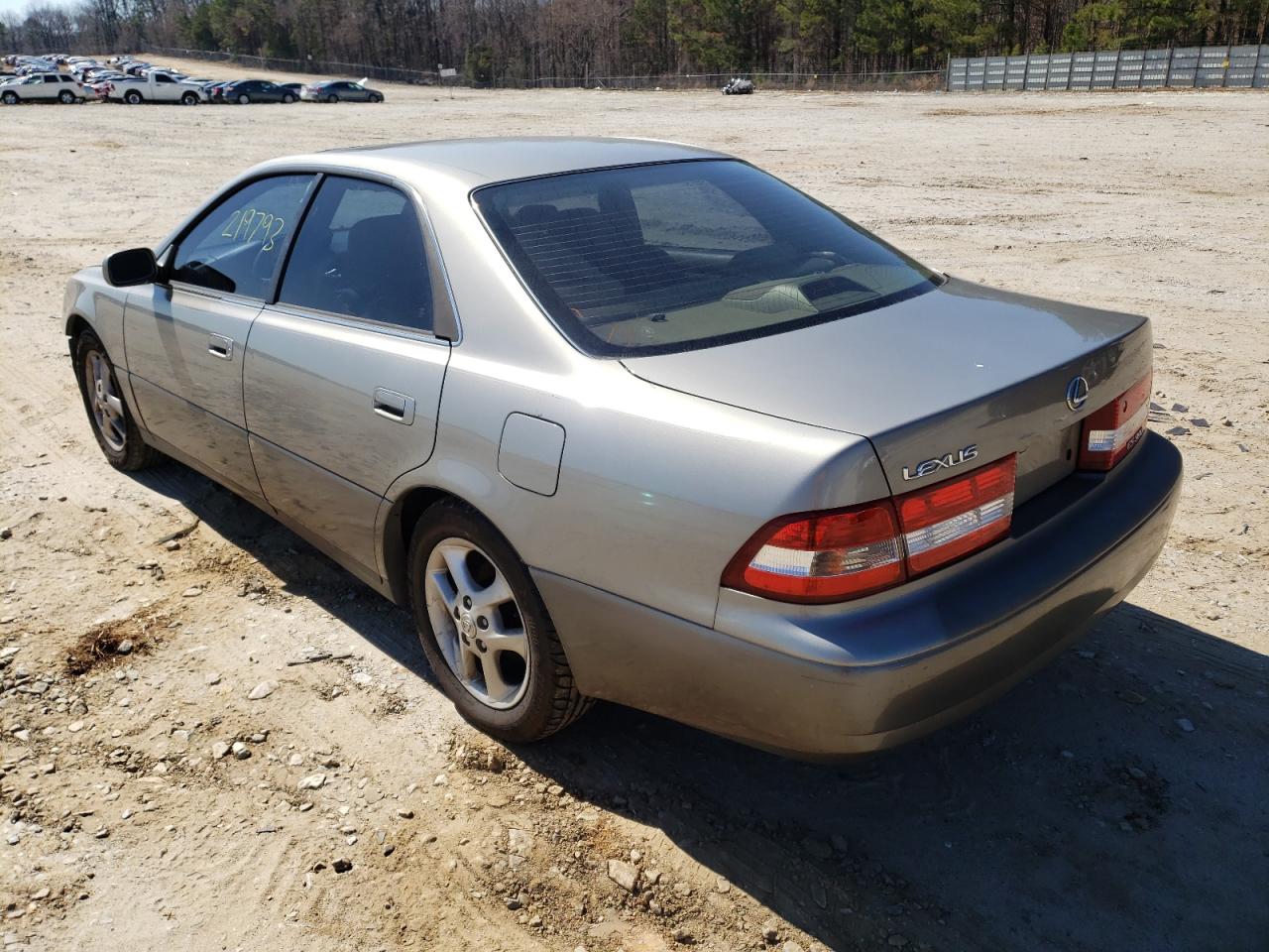 Фото 3 с аукциона – 2000 LEXUS ES 300 с VIN JT8BF28G7Y0281583