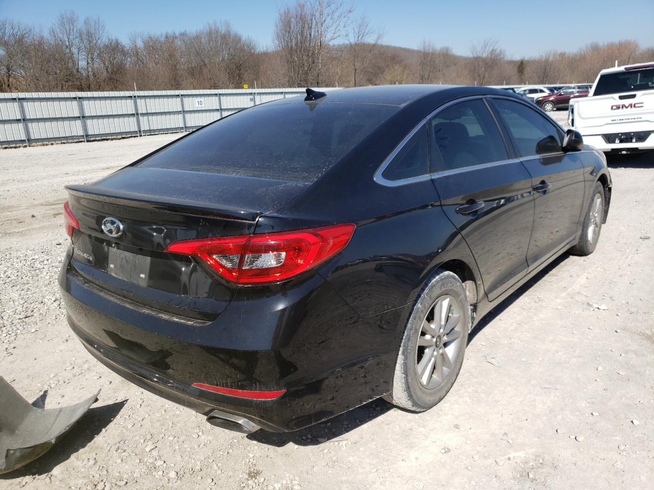 Photo 4 from auction – 2016 HYUNDAI SONATA SE with VIN 5NPE24AF6GH291014