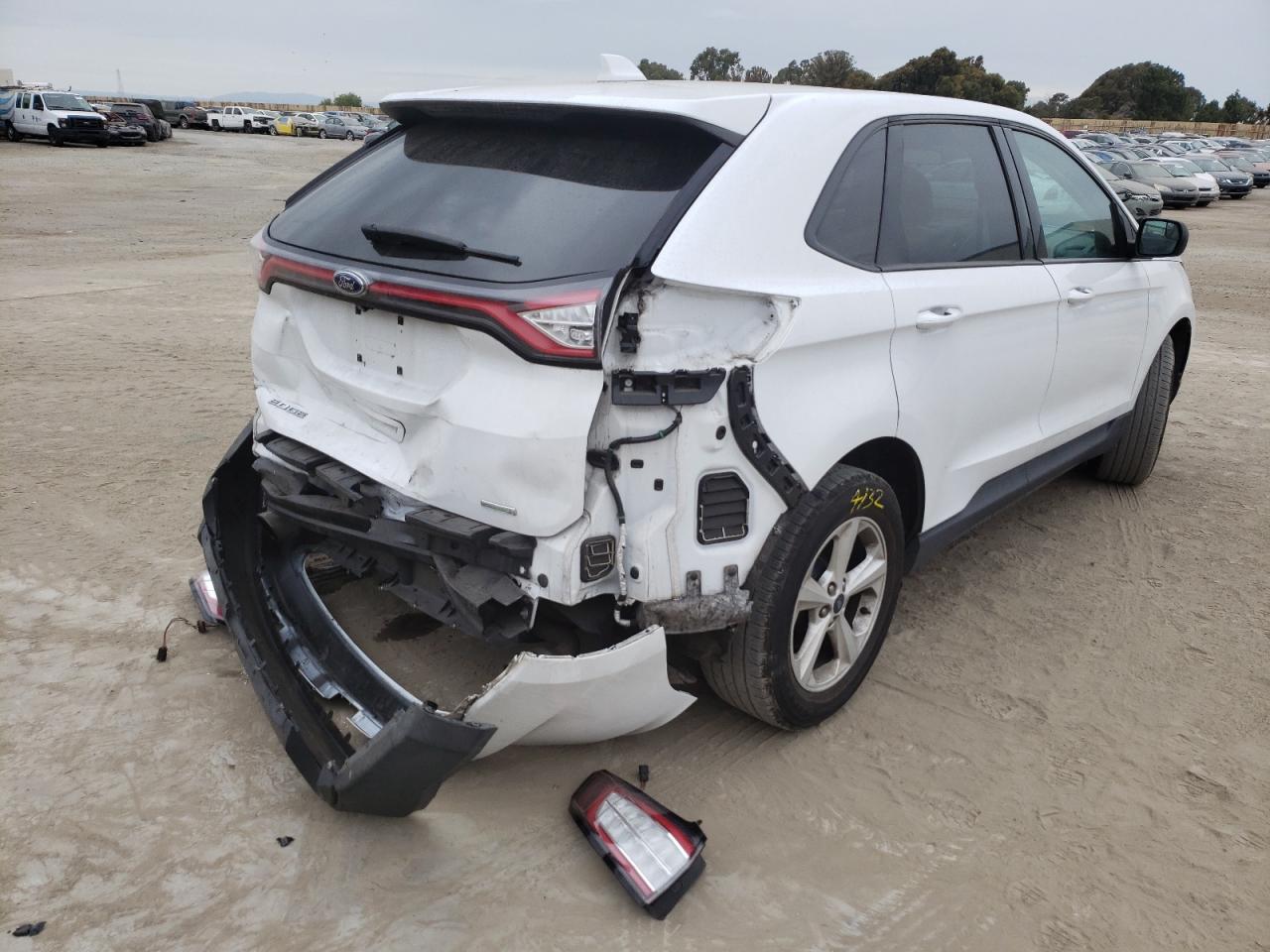 Photo 4 from auction – 2015 FORD EDGE SE with VIN 2FMTK3G9XFBC35148