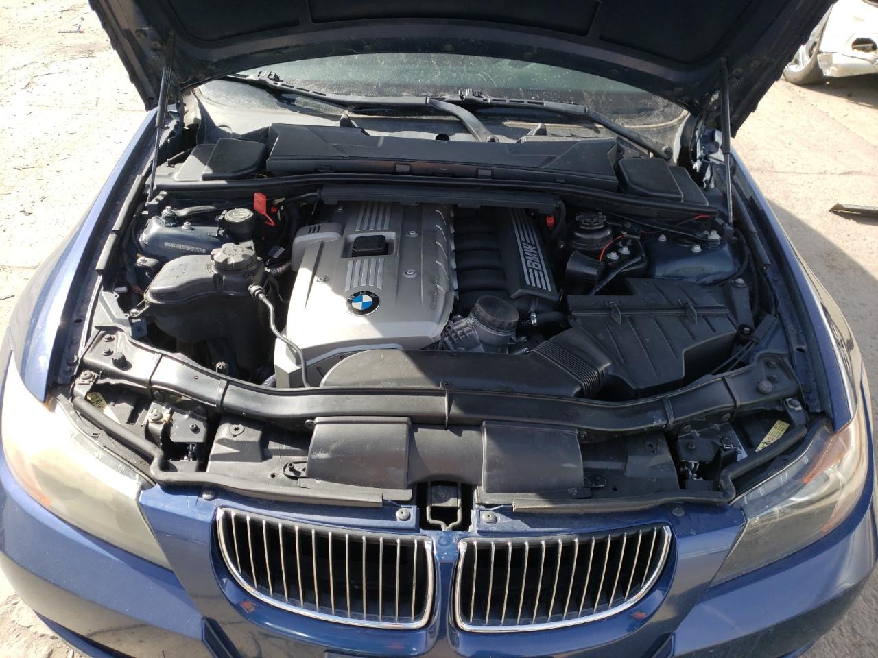 Photo 7 from auction – 2006 BMW 330 I with VIN WBAVB33536PS14146