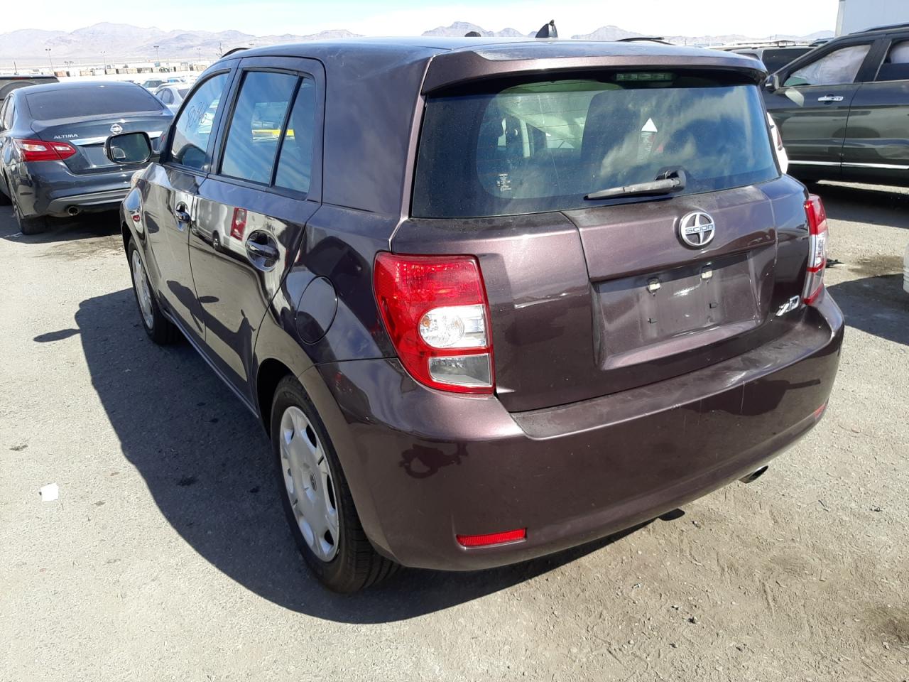 Photo 3 from auction – 2012 TOYOTA SCION XD with VIN JTKKU4B40C1018395