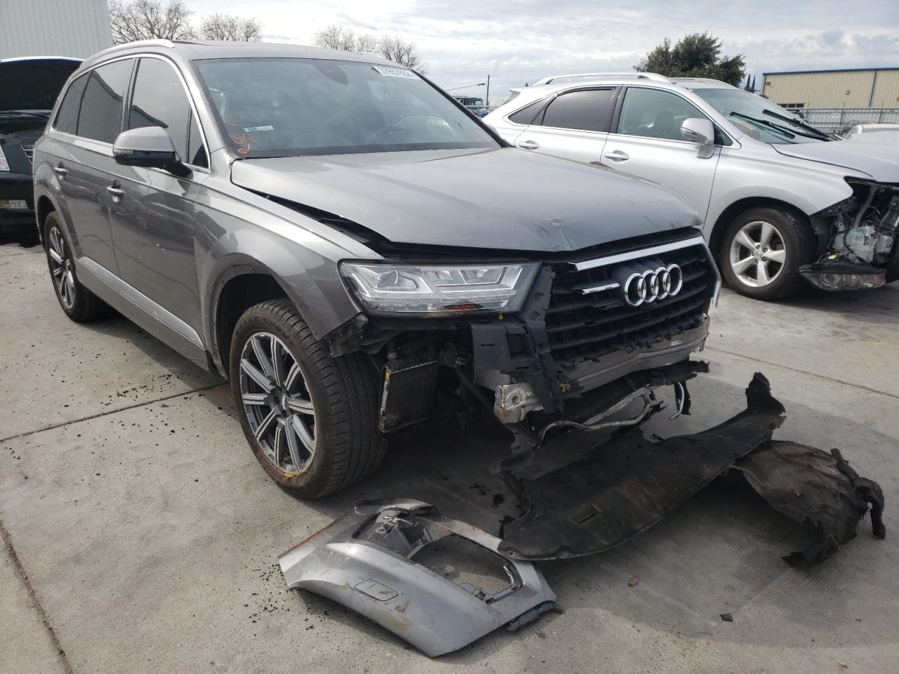 AUDI Q7 PREMIUM 2017 with VIN WA1LAAF76HD009966 - Photo from auction