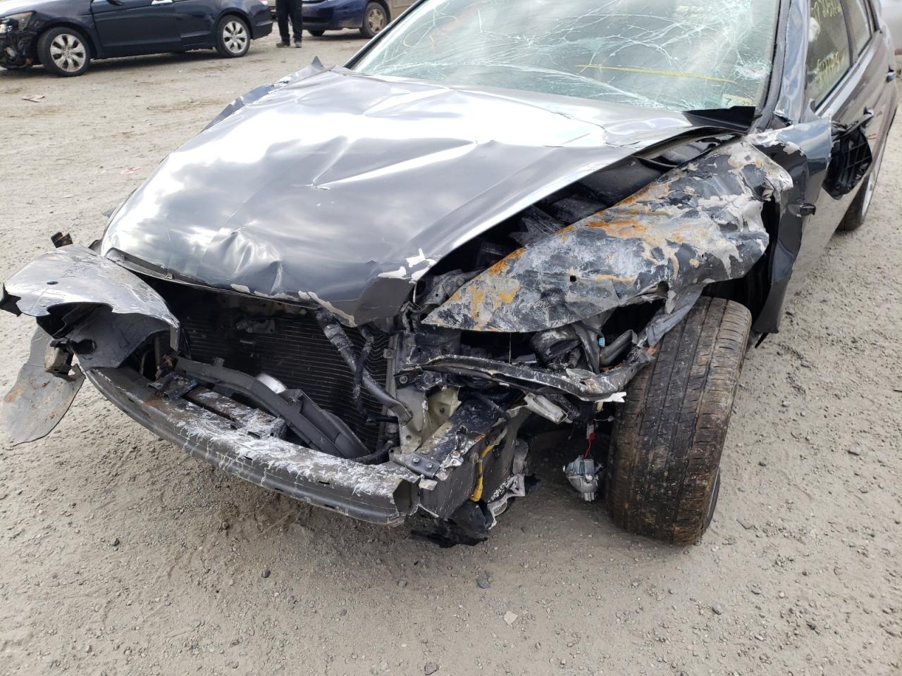 Photo 9 from auction – 2005 ACURA TL with VIN 19UUA66225A023518