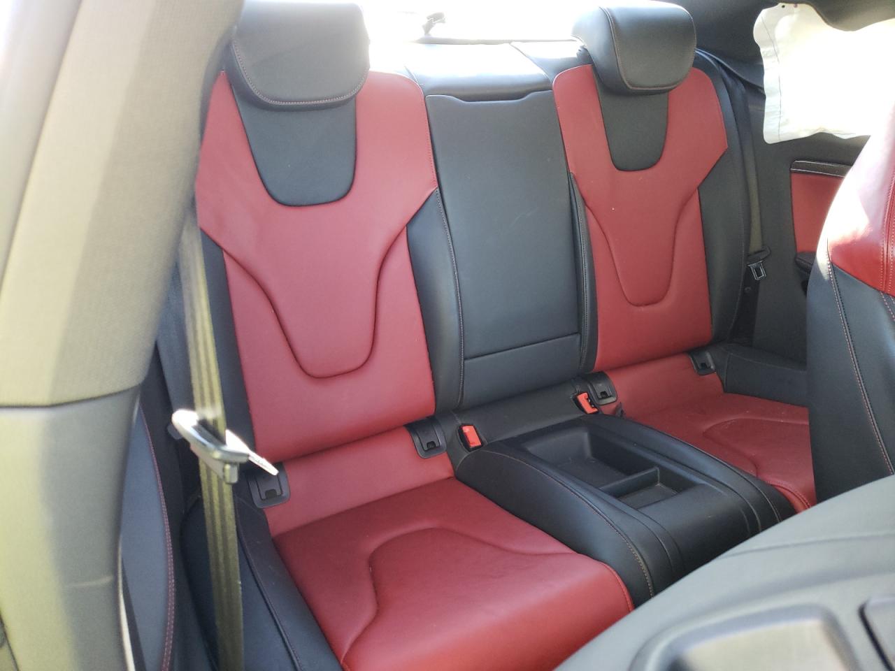 Photo 6 from auction – 2015 AUDI S5 PREMIUM with VIN WAUGGAFR8FA028652