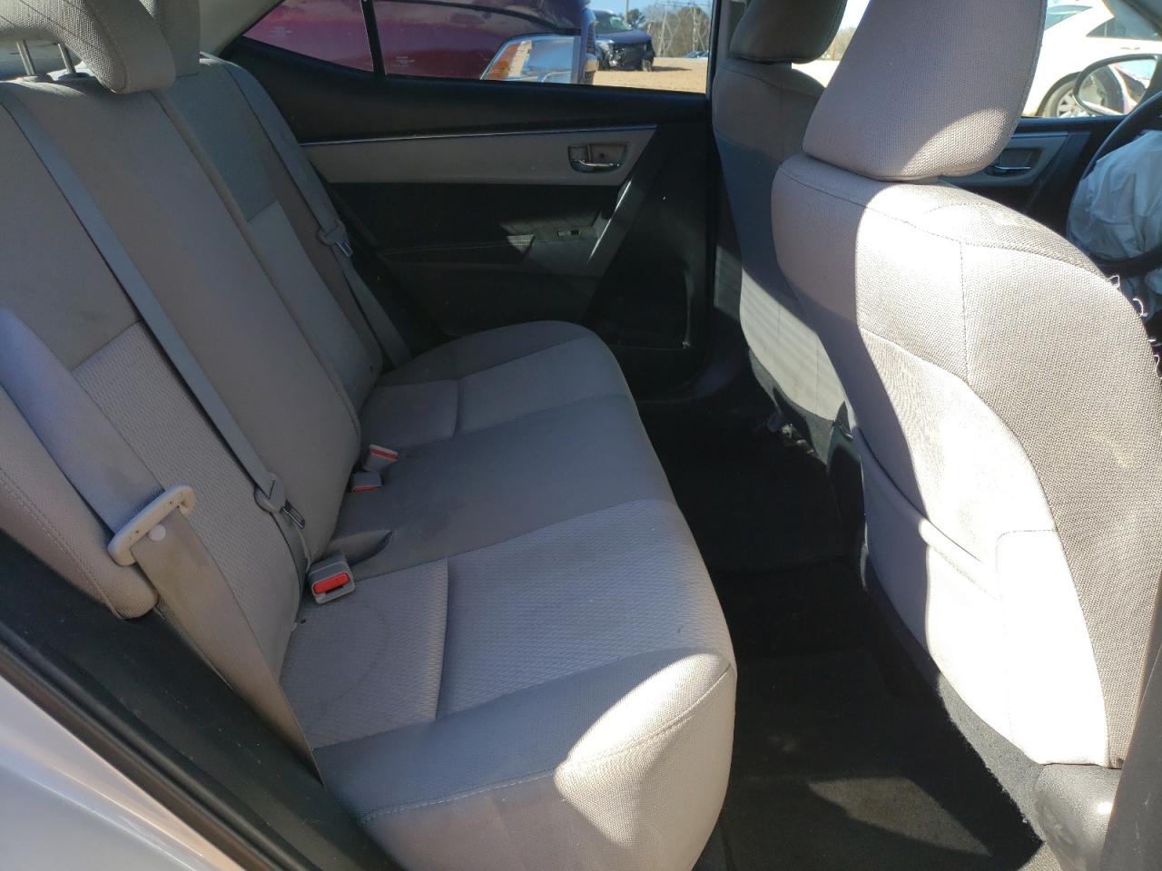Photo 6 from auction – 2014 TOYOTA COROLLA L with VIN 2T1BURHE8EC207377