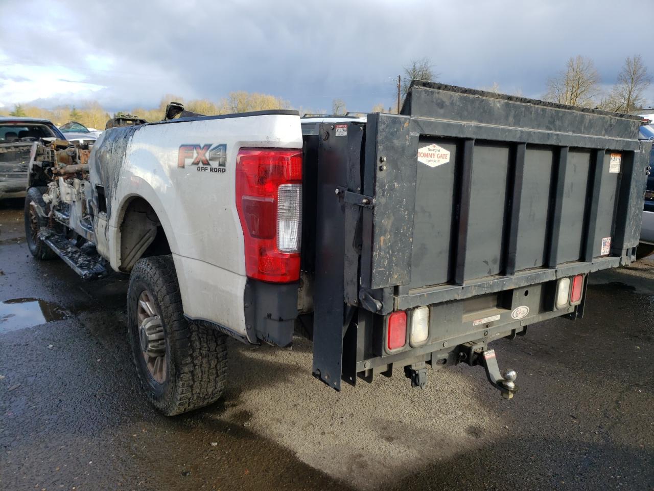 Photo 3 from auction – 2019 FORD F350 SUPER with VIN 1FT8W3BT2KEE84463