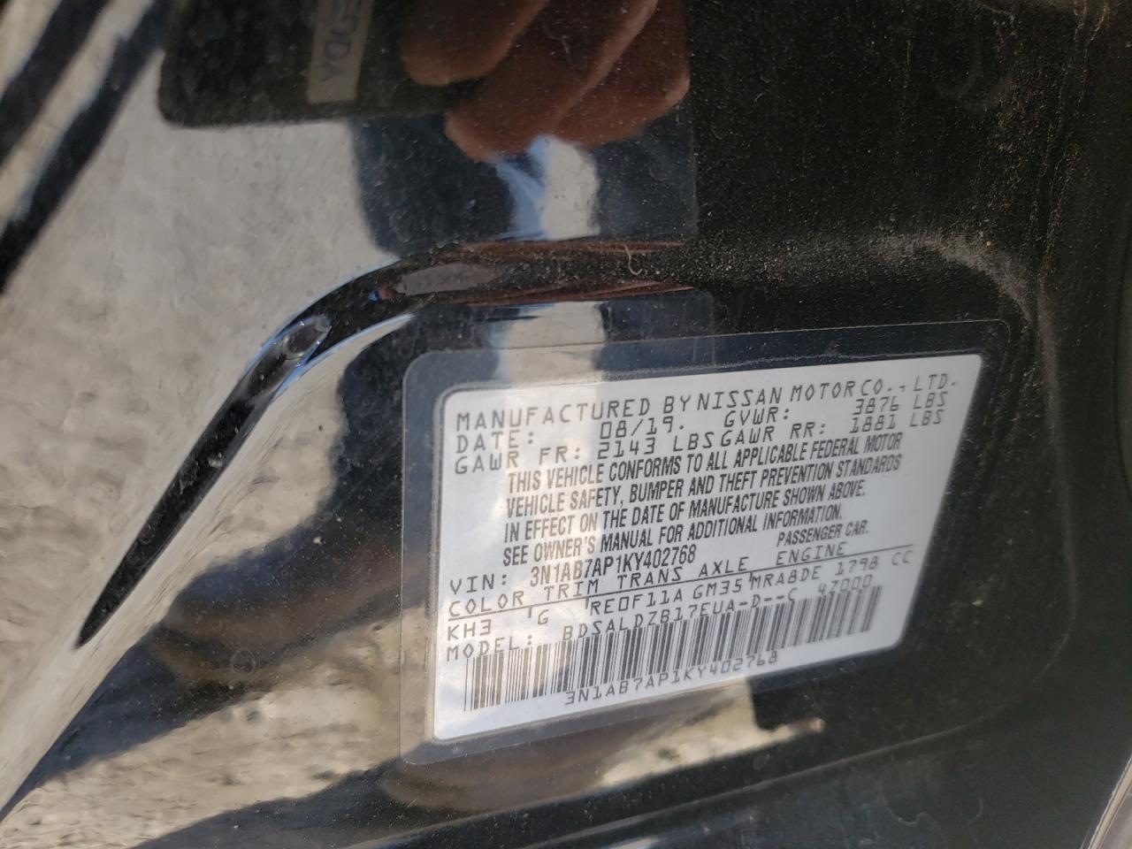 Photo 10 from auction – 2019 NISSAN SENTRA S with VIN 3N1AB7AP1KY402768