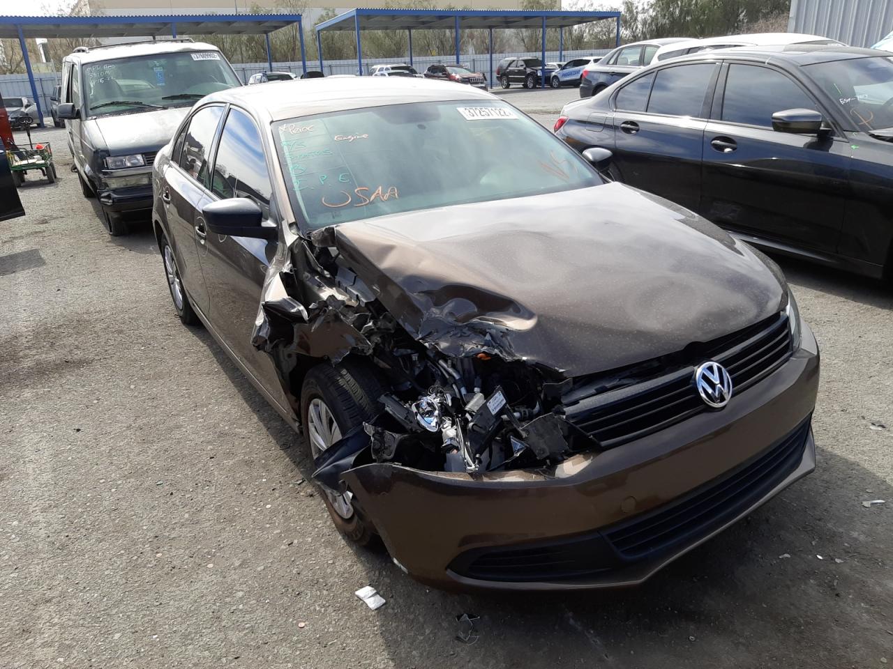 Photo 1 from auction – 2014 VOLKSWAGEN JETTA BASE with VIN 3VW2K7AJ5EM255196