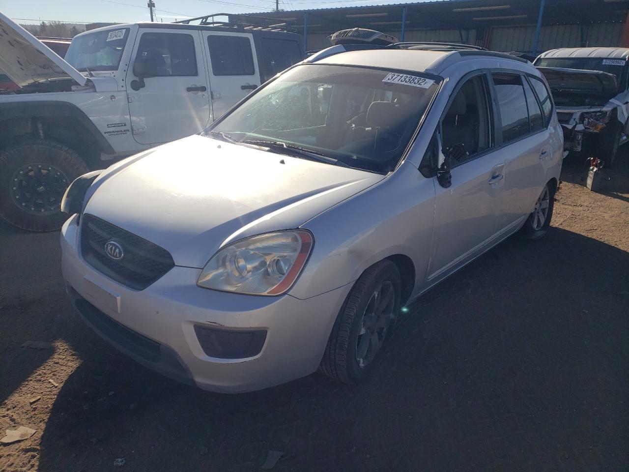 Photo 2 from auction – 2007 KIA RONDO BASE with VIN KNAFG525777062487