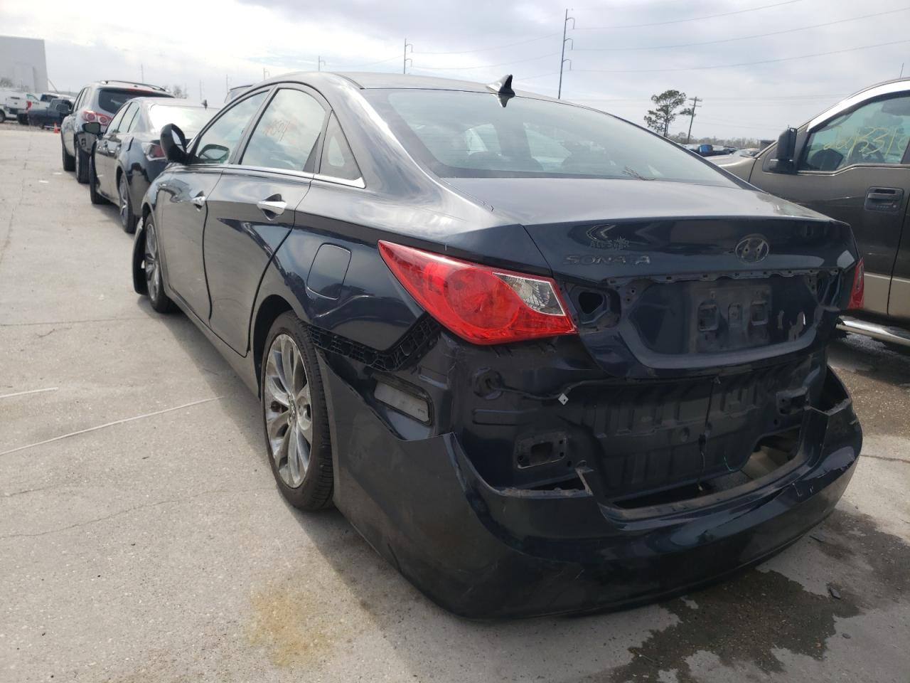 Photo 3 from auction – 2011 HYUNDAI SONATA SE with VIN 5NPEC4AC9BH292704