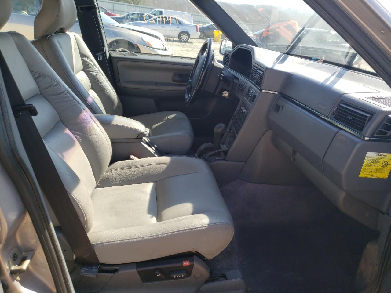 Photo 5 from auction – 1995 VOLVO 960 with VIN YV1KW9616S1020661