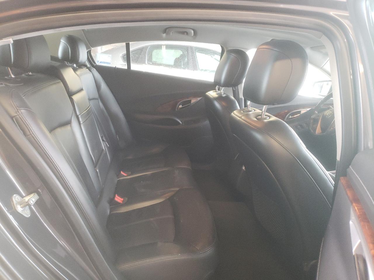 Photo 6 from auction – 2012 BUICK LACROSSE with VIN 1G4GC5E31CF301539