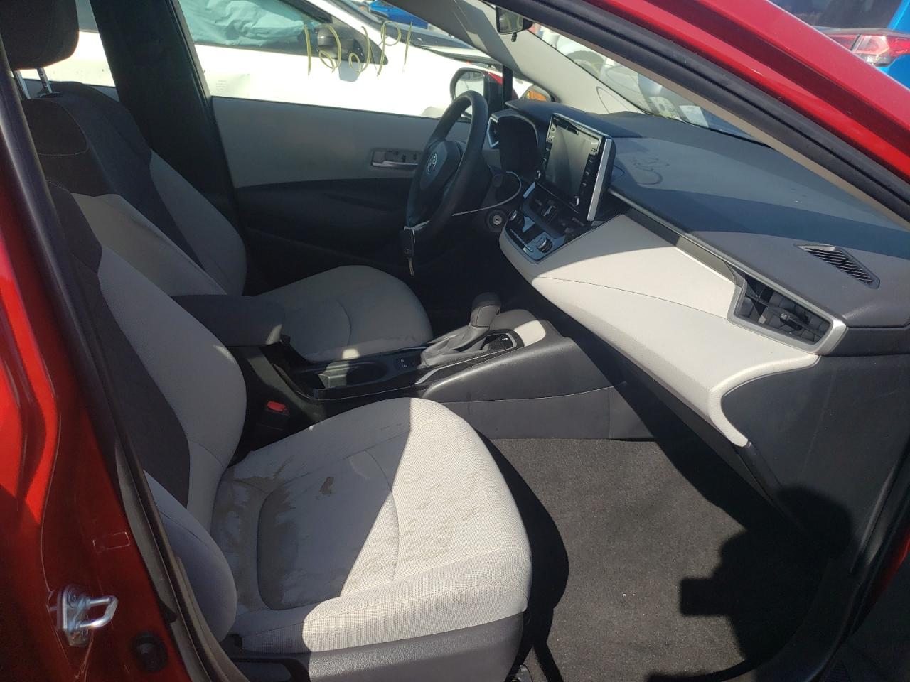 Photo 5 from auction – 2021 TOYOTA COROLLA LE with VIN JTDEPMAE9MJ166097