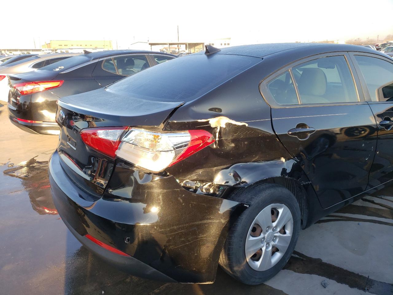 Photo 9 from auction – 2016 KIA FORTE LX with VIN KNAFK4A68G5459771