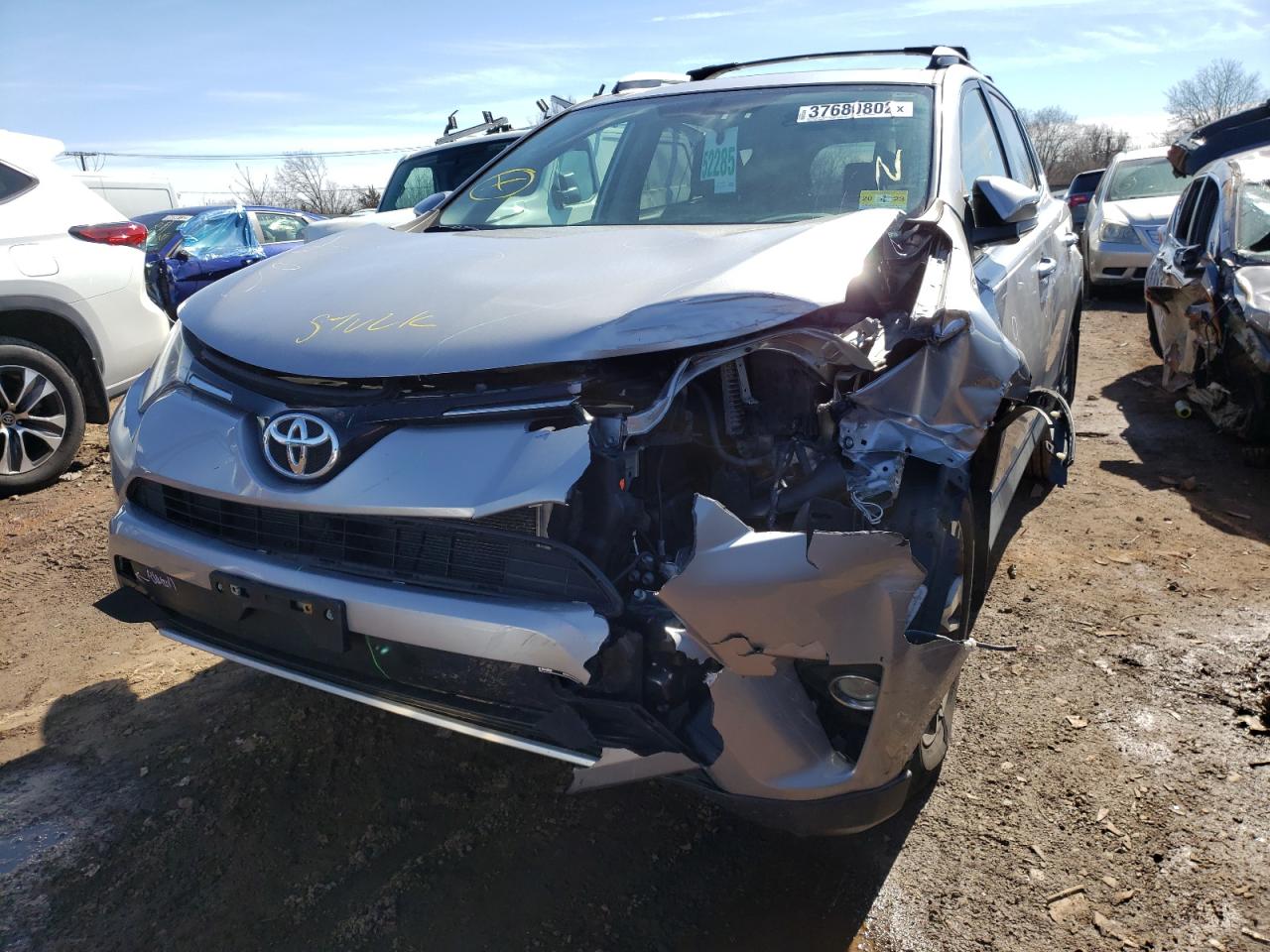 Photo 9 from auction – 2016 TOYOTA RAV4 XLE with VIN 2T3RFREV5GW437951